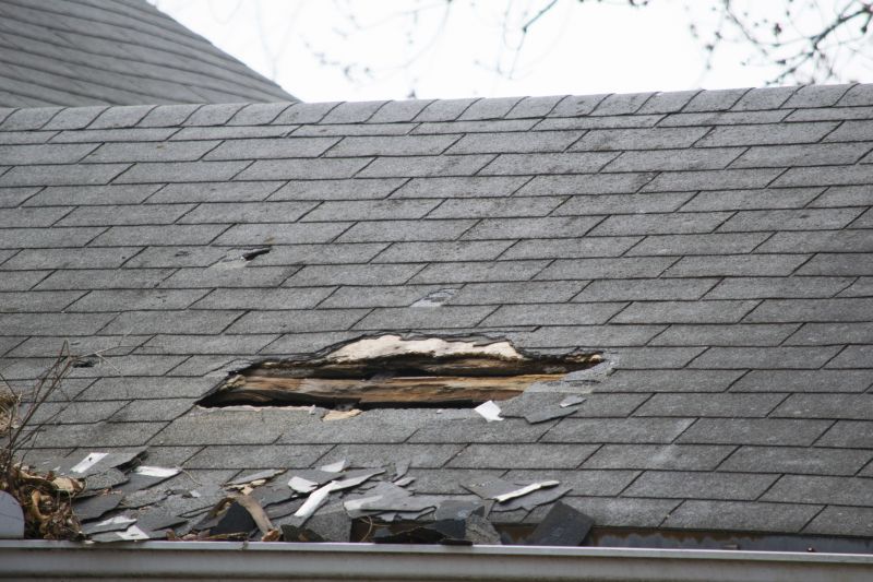 Local Asphalt Roof Leak Repair in Victorville, CA