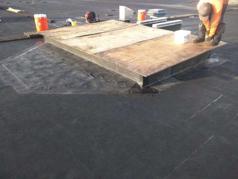 Local Rubber Roof Repair in Monrovia, CA