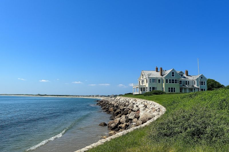Local Cedar Shake Roof Construction in Westerly, RI