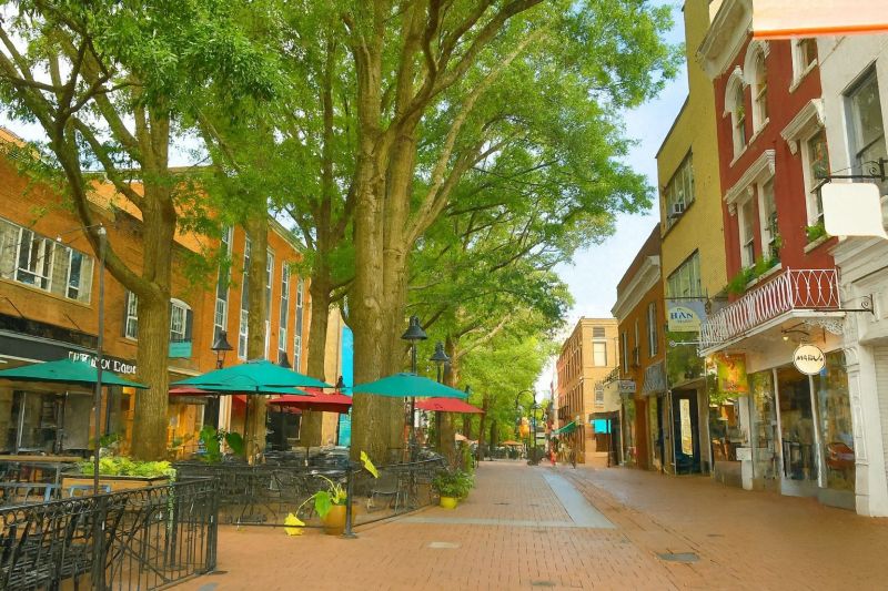 Local House Roof Installation in Oakton, VA
