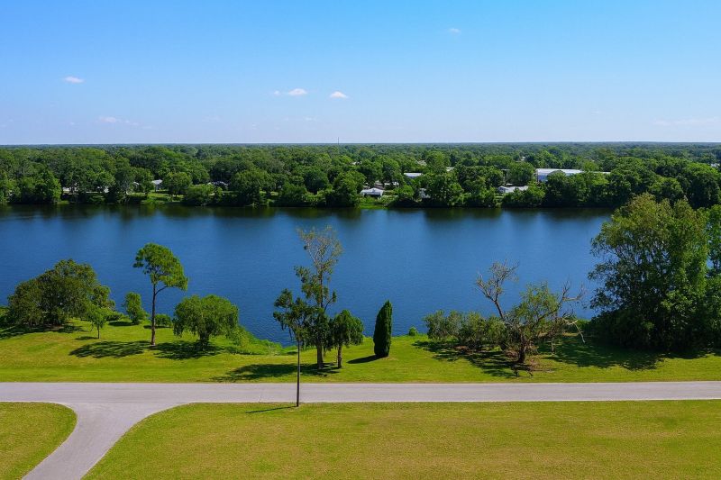 Local Roof Leak Detection Service in Mulberry, FL