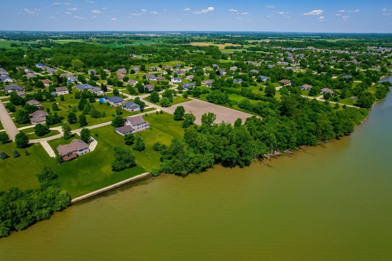 Local Roof Service in Newport, MI