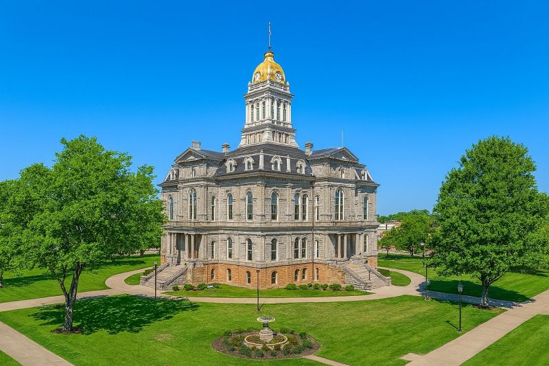 Local Roof Service in Newark, OH