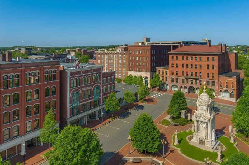 Local Roof Service in New Britain, CT