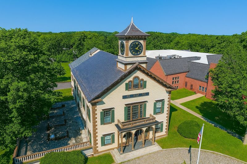 Local Roof Shingles Replacement in Acton, MA