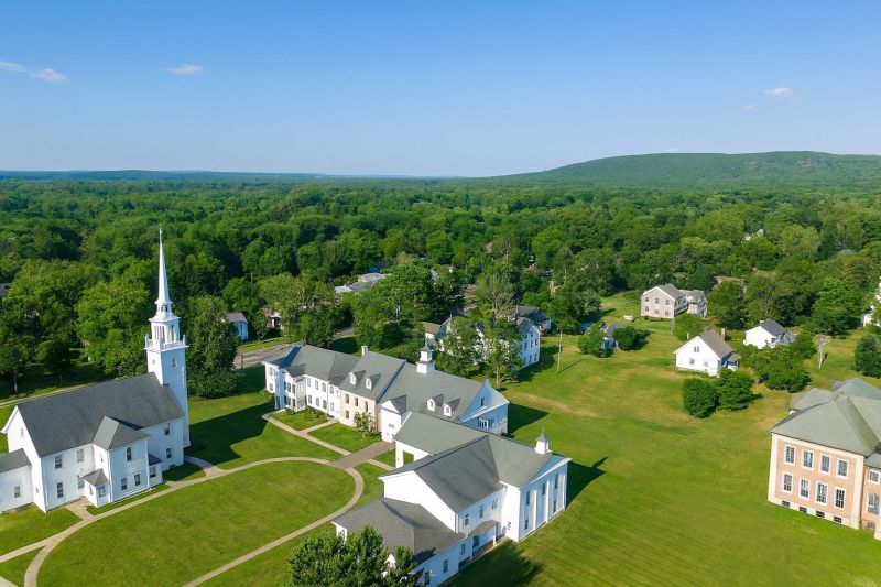 Local Shake Roof Replacement in Farmington, CT